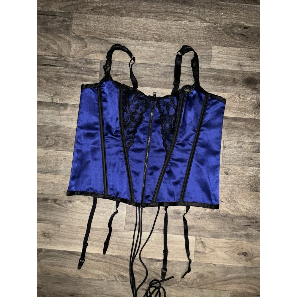 Torrid Whimsy Goth Size 40 Lace Up Crop Corset Bustier Black Blue Garters